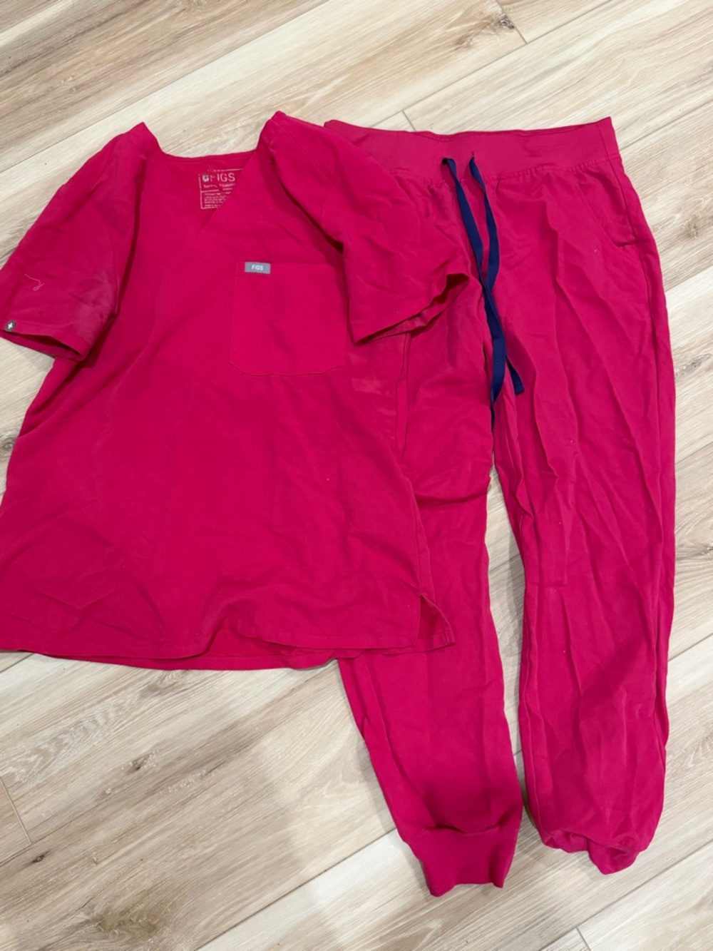 Figs Women’s scrub set